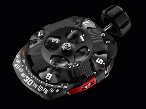 URWERK UR-105M：鐵甲騎士，時間之光