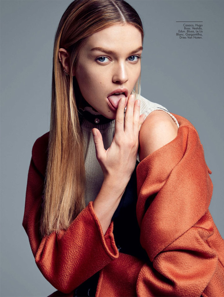 Stella Maxwell《Elle》巴西版2016年8月號(hào)