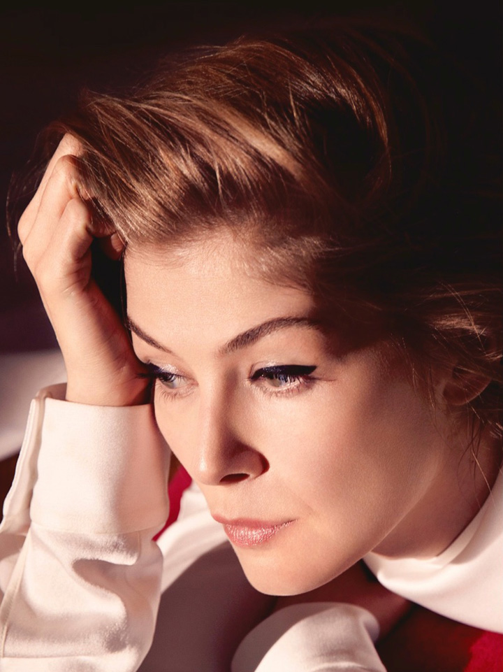 Rosamund Pike《Dior Magazine》2016年秋冬刊