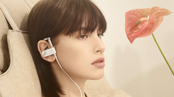 B&O PLAY發(fā)布全新Earset ： Bang & Olufsen經(jīng)典設(shè)計的進(jìn)化