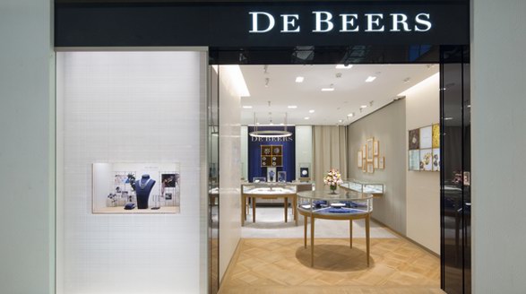 DE BEERS戴比爾斯珠寶西安SKP精品店優(yōu)雅亮相