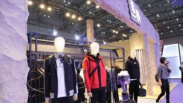 （組圖）走進(jìn)CHIC秋季服裝展，感受素拼男裝“新動能”