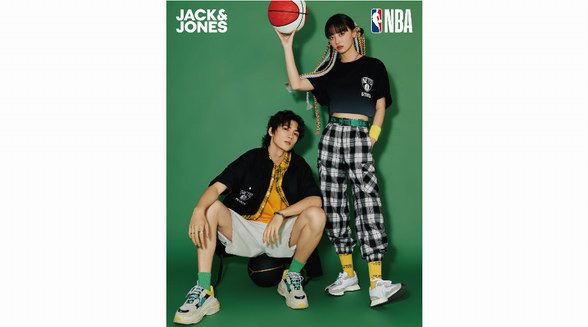 JACK & JONES杰克瓊斯跨界聯(lián)名NBA 全新季度正式釋出，演繹復(fù)古街頭×潮流籃球文化