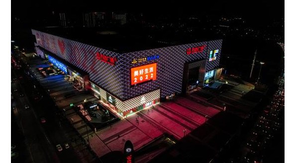 深圳龍崗萬達(dá)廣場，超人氣MALL，明星活動、藝術(shù)展覽，跨年夜將匯聚各路精彩，一起來探！