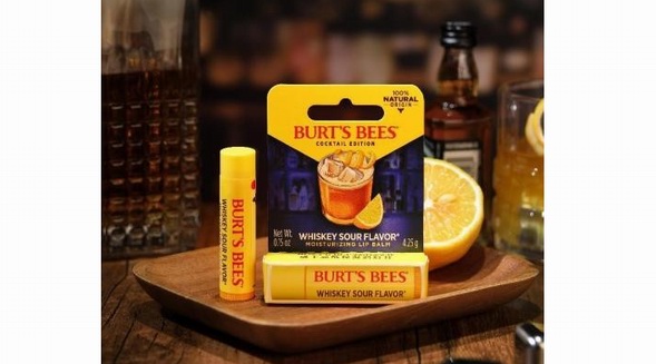 BURT＇S BEES伯特小蜜蜂——當(dāng)潤唇膏遇上雞尾酒，會(huì)迸發(fā)出怎樣的驚喜？