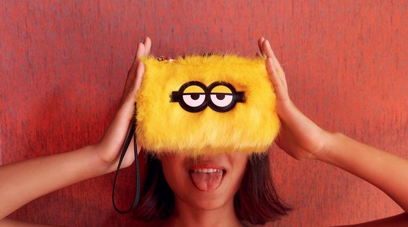 KIPLING LOVES MINIONS聯(lián)名系列包袋 煥新上市，伴你開啟好運(yùn)新年