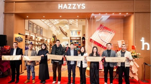 HAZZYS全國(guó)首家SOCIETY概念店啟幕英韻新章