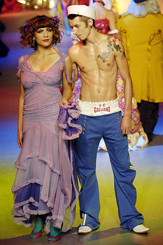 John Galliano 2006成衣時(shí)裝展