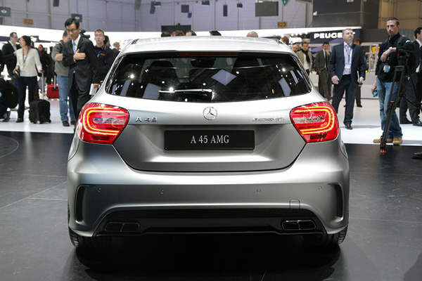 奔馳于日內(nèi)瓦車(chē)展發(fā)表「A45 AMG」高性能掀背車(chē)