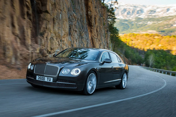 Flying Spur 領(lǐng)銜日內(nèi)瓦車展Bentley陣容